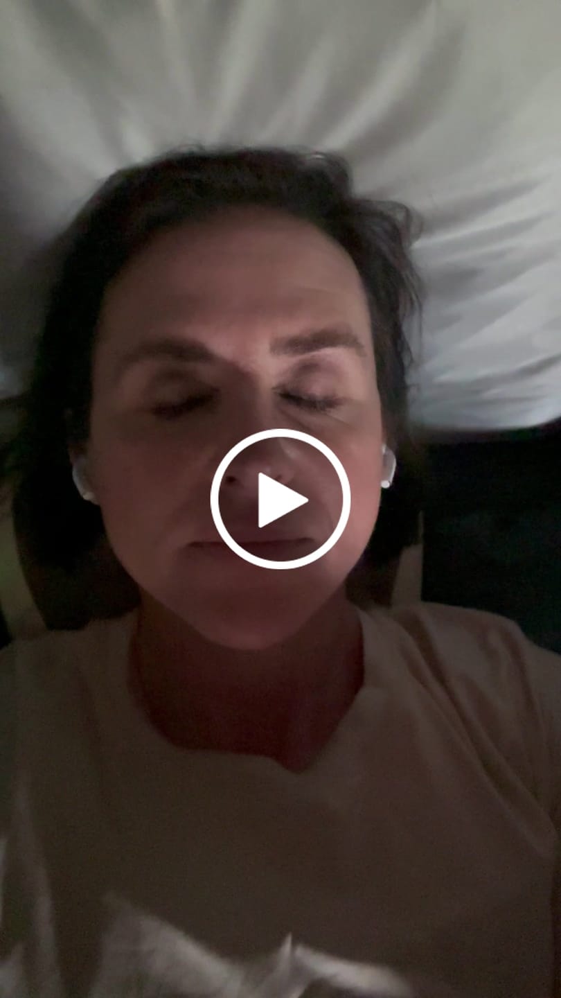 Customer video review of HiZoo - Clinical Grade Decompression Massager