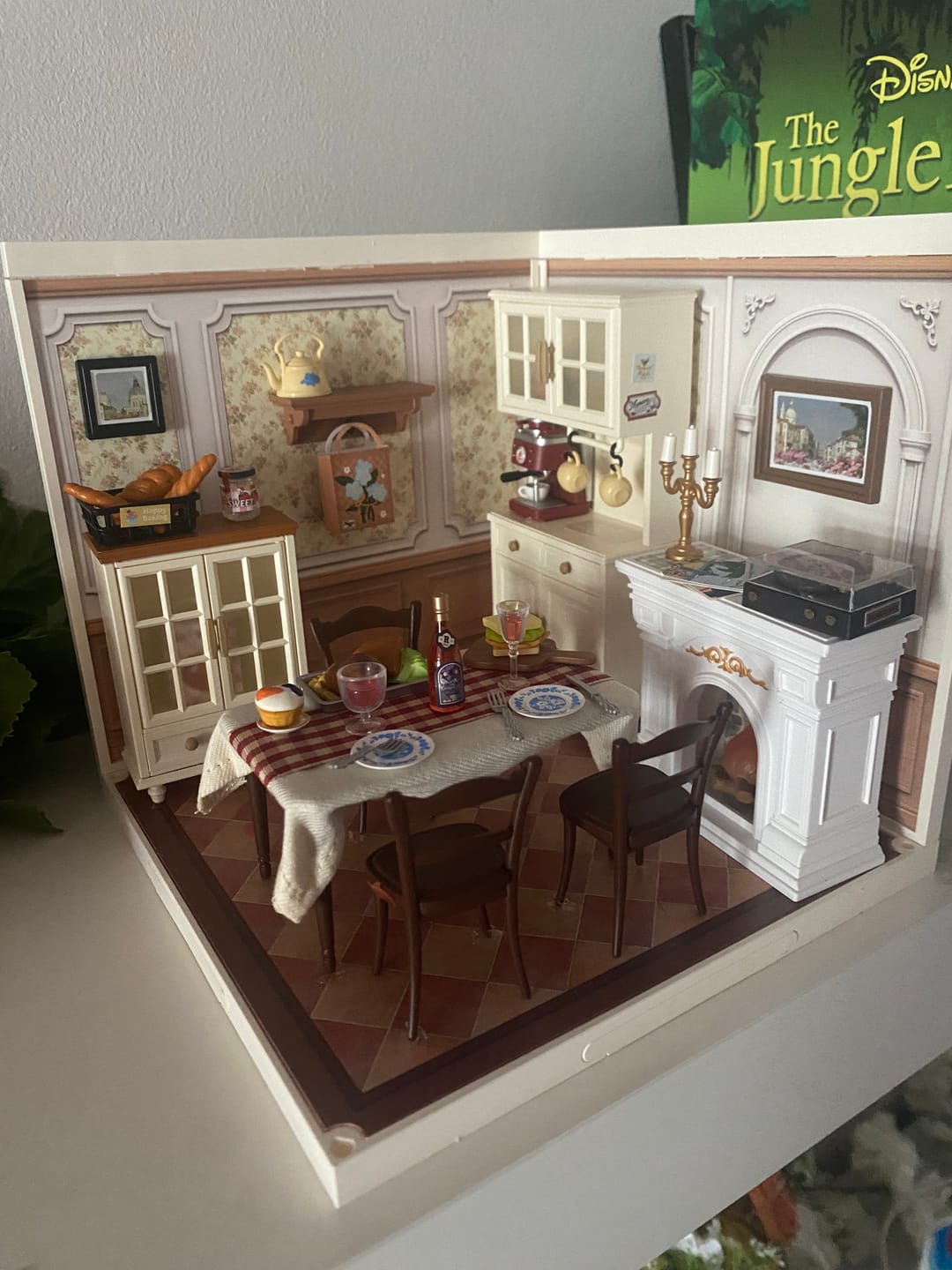Customer photo review of Miniature House - Warm Dining Room