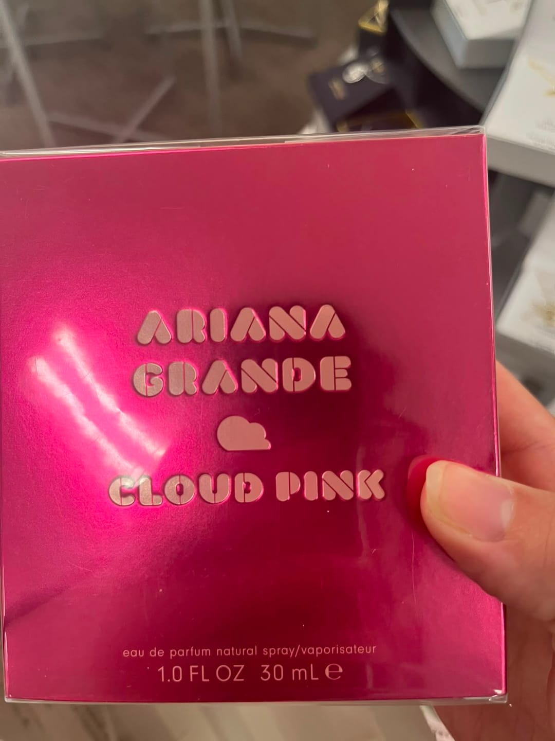 Customer photo review of Ariana Grande - Cloud Pink (Eau de Parfum) | 100 ML