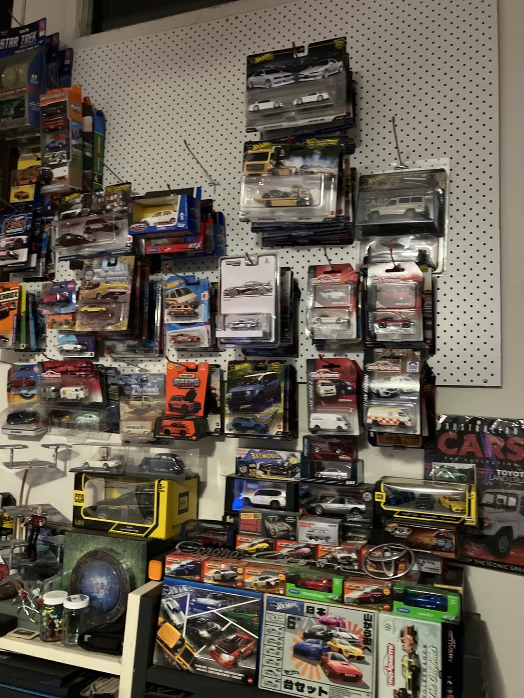 Customer photo review of (PRE-ORDER) Hot Wheels Premium 1:64 Car Culture 2026 Collectors Boxset Toyota