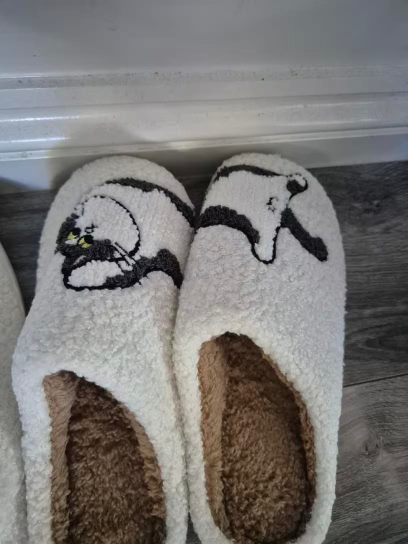 Customer photo review of Happy Cat Plush Slippers