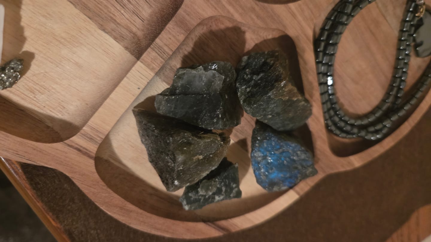 Customer photo review of Natural Raw Labradorite Stones