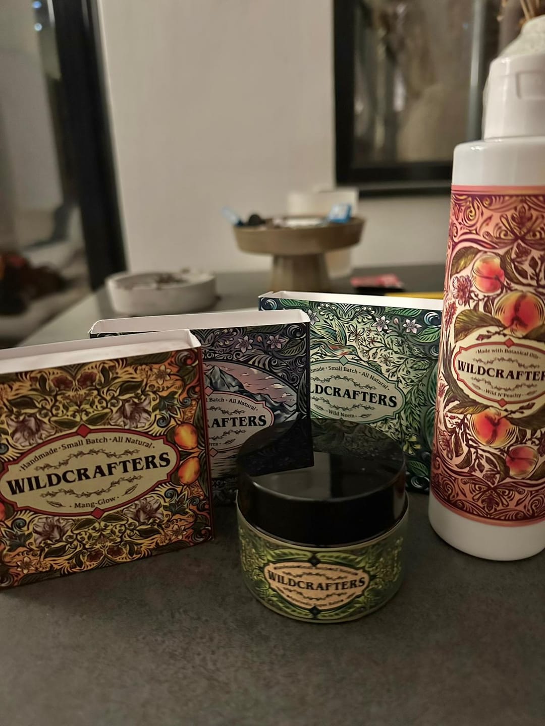 Customer photo review of The Mang-glow Bar