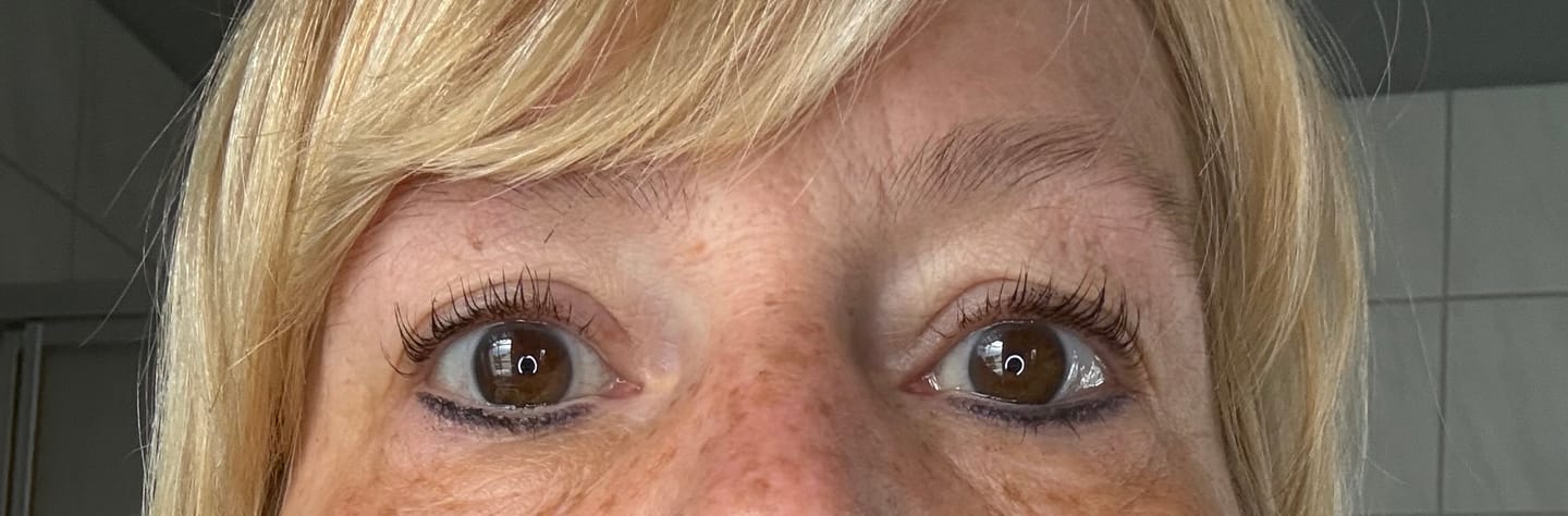 Customer photo review of 92 - Mascara Brown Rubber Brush