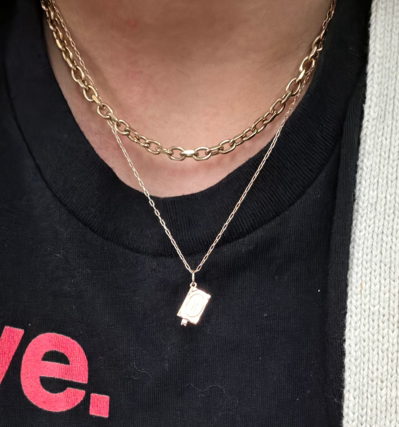Customer photo review of Cuban Choker Necklace