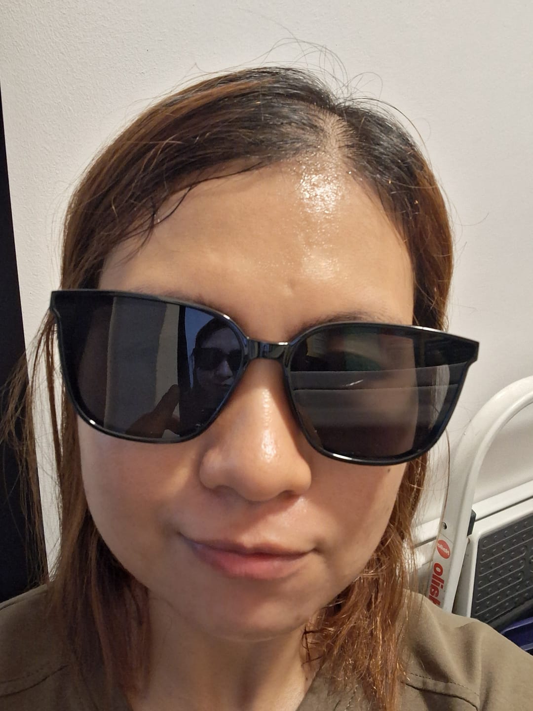 Customer photo review of Taylor Rectangular Framed Sunglasses
