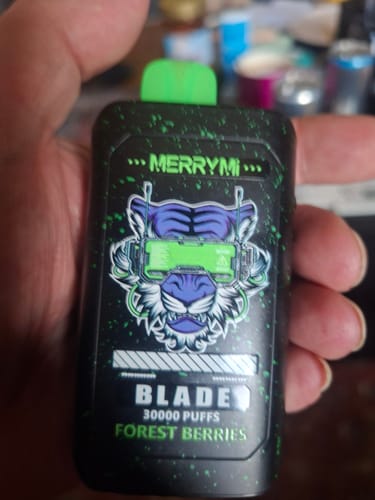 Customer photo review of Merry-Mi - Blade 30K - Puff Jetable / Vape Disposable - 5% nicotine