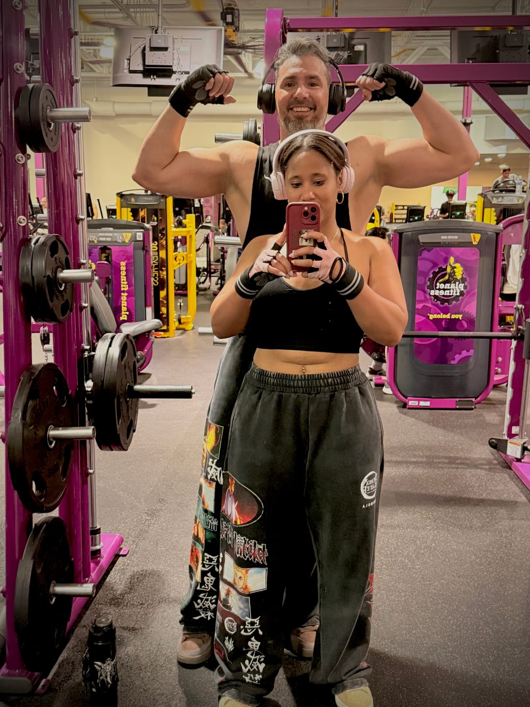 Customer photo review of 2153 - Demon Slayer: Kimetsu no Yaiba - Sweats
