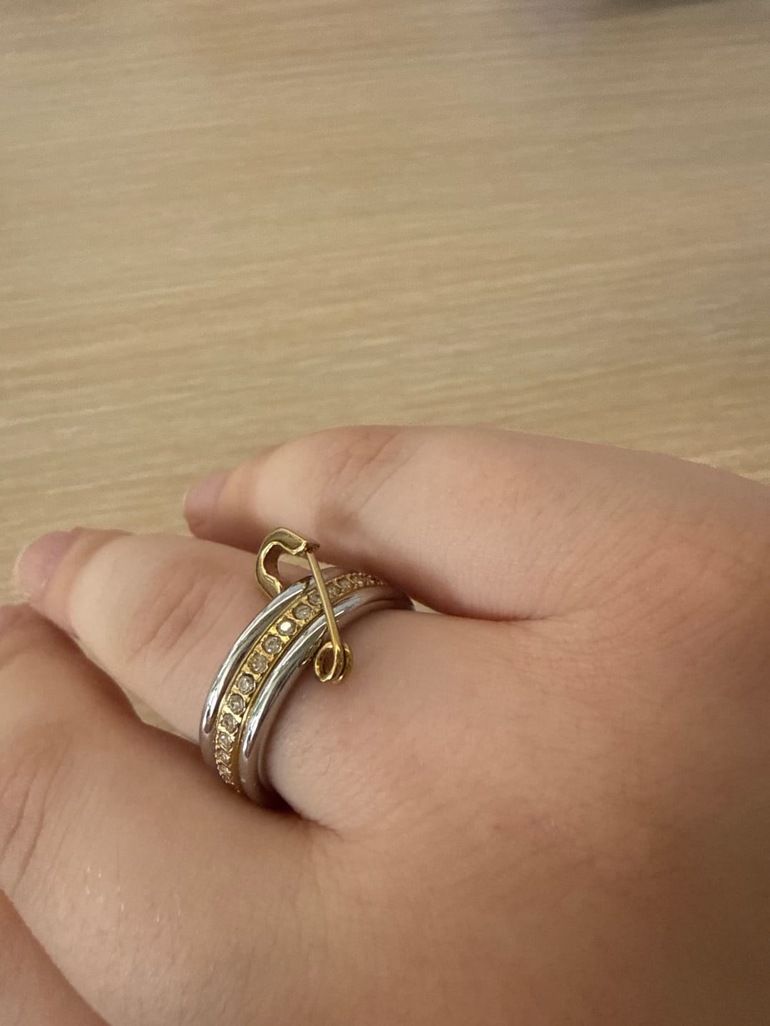 Customer photo review of Triple Safety Pin Flow Ring 14K Vergoldet