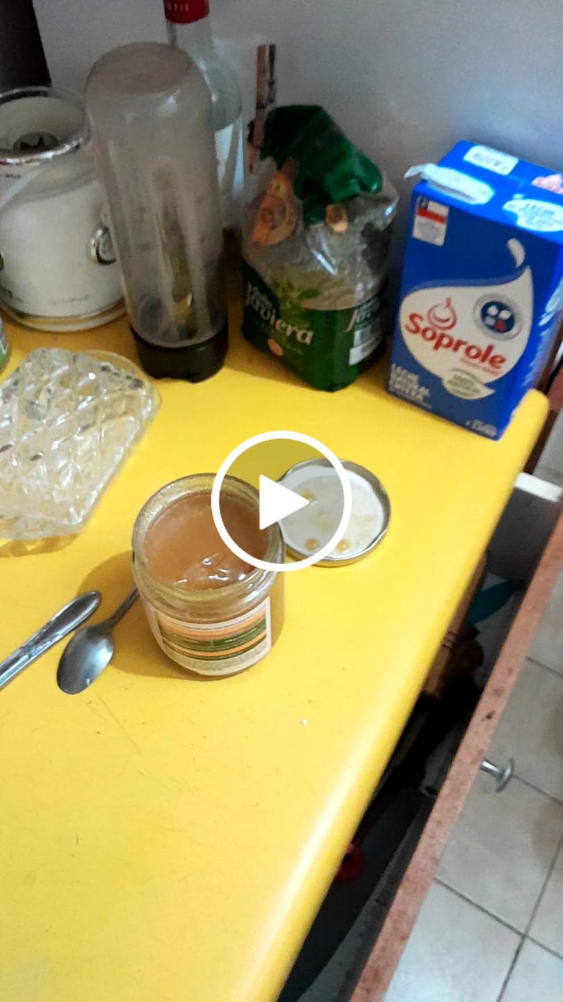Customer video review of Miel de Ulmo 515 grs