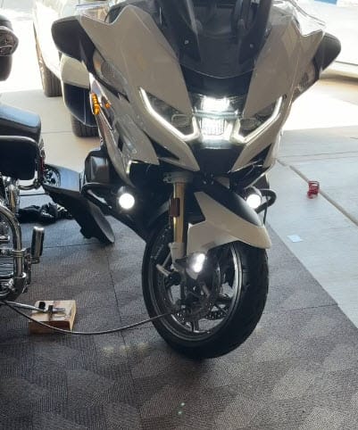 Customer photo review of DL2 Fender-Mounted Motorcycle Driving Light Kit (Clear, Amber, or Yellow)