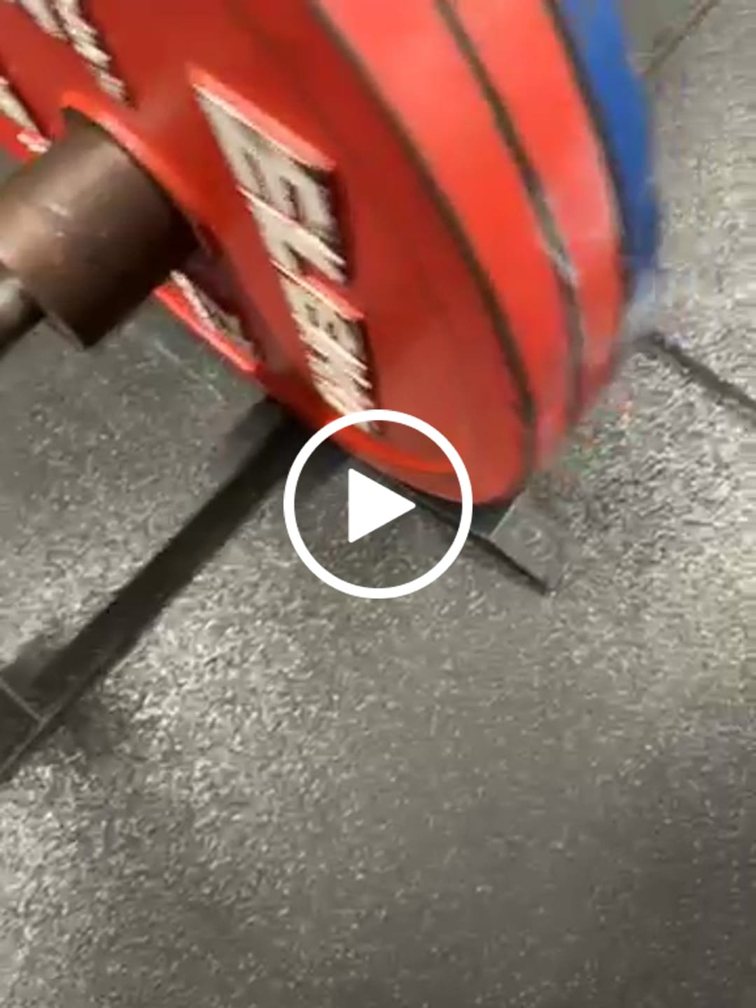 Customer video review of Barbell Brush – Cleaning Brush with Nylon Bristles