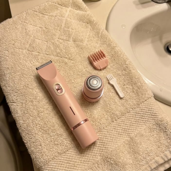 Customer photo review of Zoua Glide | Gentle on Skin. Tough on Hair.