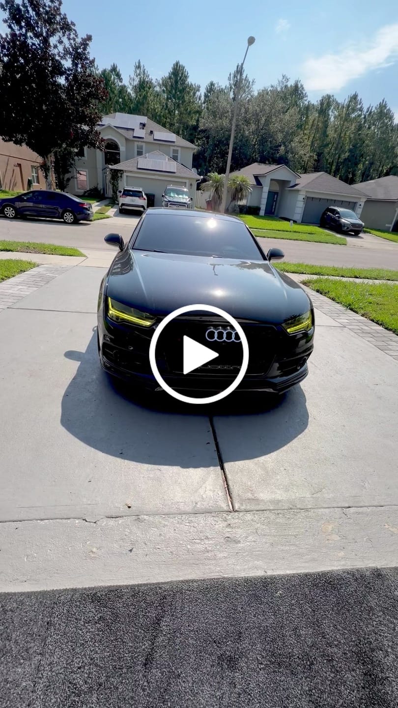 Customer video review of Audi Logo Front Grill Crystal Dynamic Illuminited Emblem Light fit Q3, Q5, Q7, Q8, A3, A4, A5, A6, A7