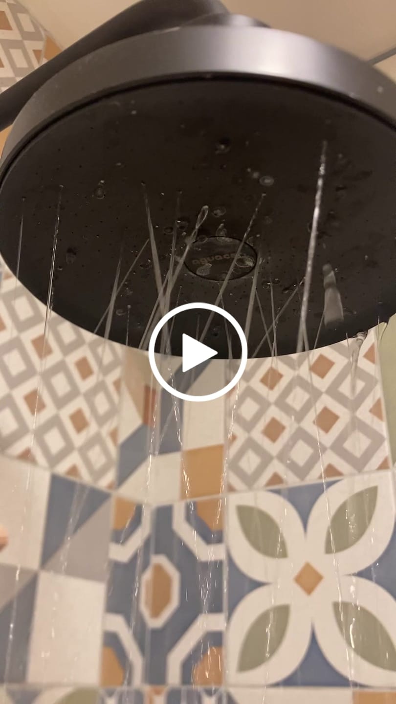Customer video review of Ducha Purificadora Aguacero