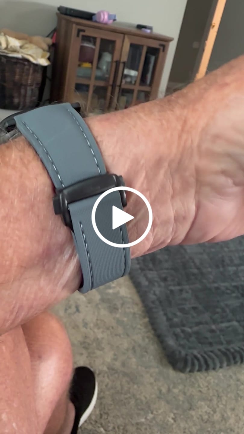 Customer video review of Sailcloth Rubber Deploy Band - For Apple Watch ULTRA - Gray