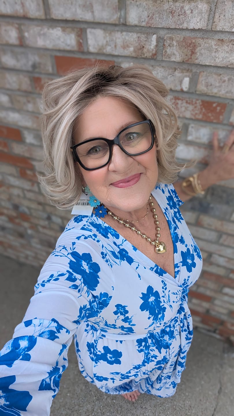 Customer photo review of TENDER WHISPERS - Paparazzi Blonde