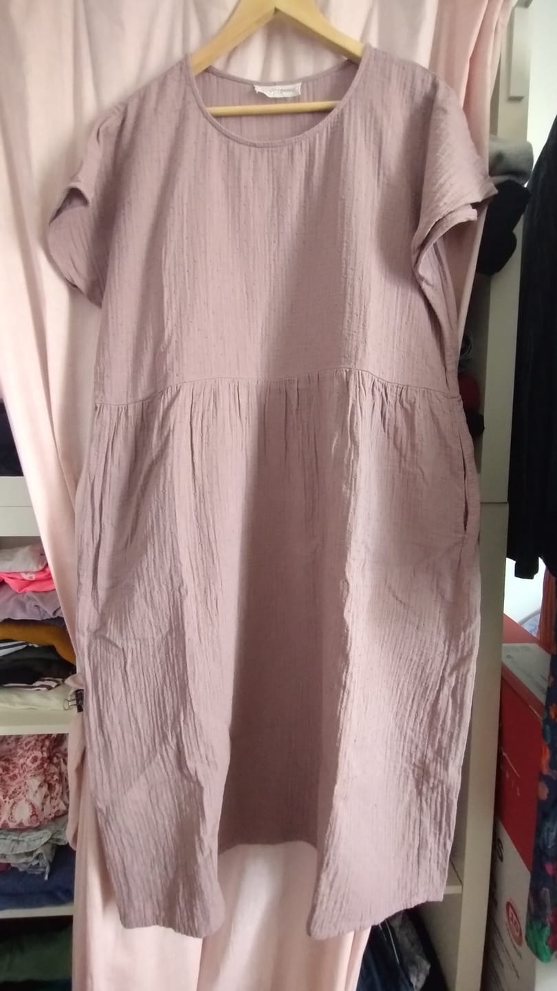 Customer photo review of Robe Elsie - double gaze de coton plumetis bois de rose