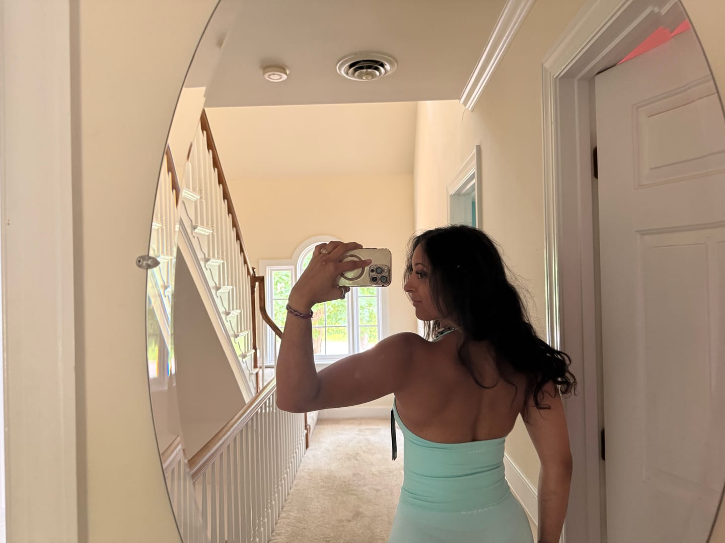 Customer photo review of W4347 Pulse Seamless Halter Tank