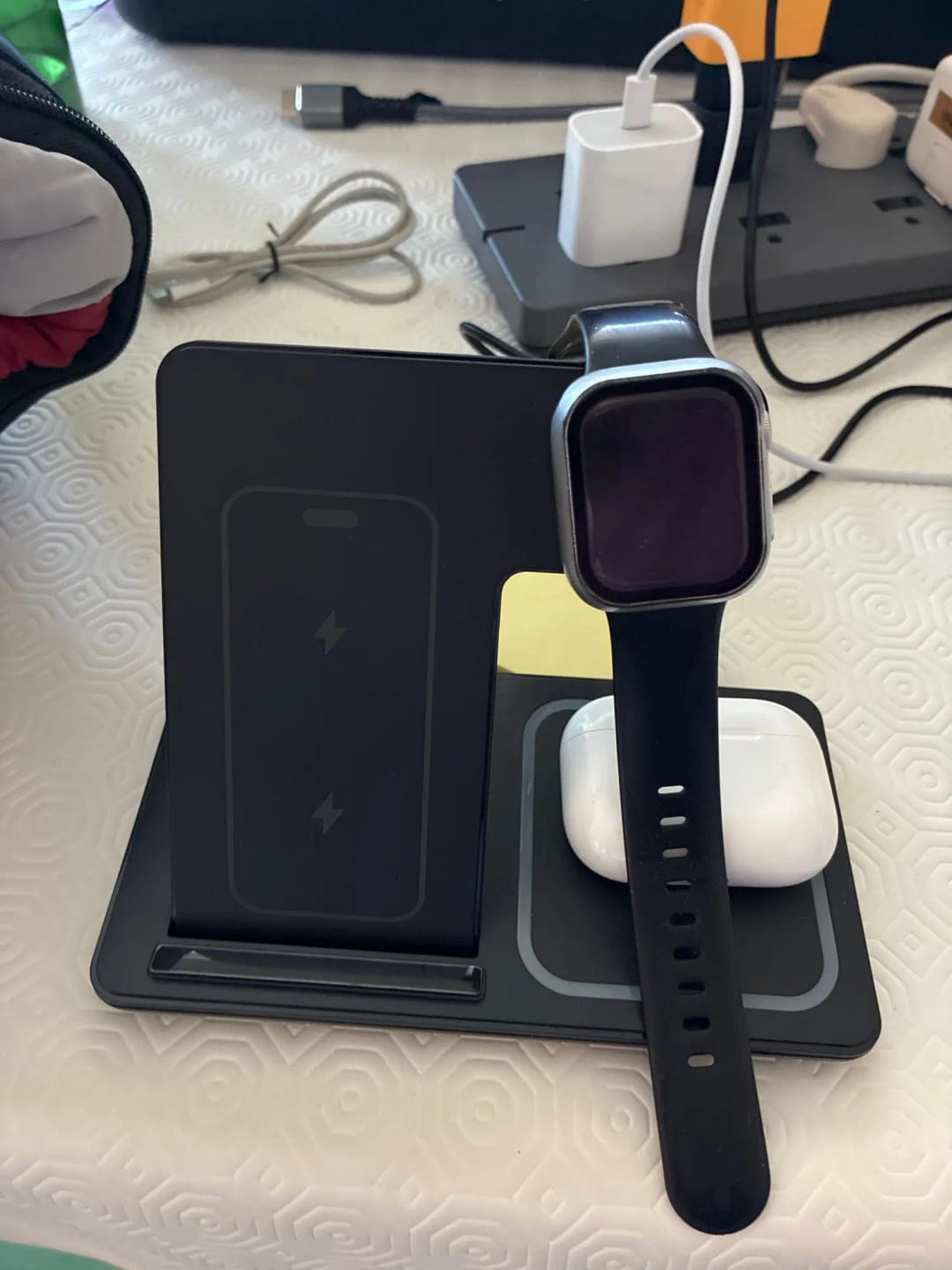 Customer photo review of Foldable Phone Wireless Charger