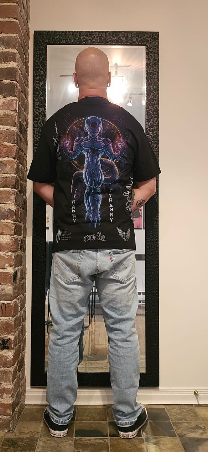 Customer photo review of "Tyranny" Premium Oversized tee