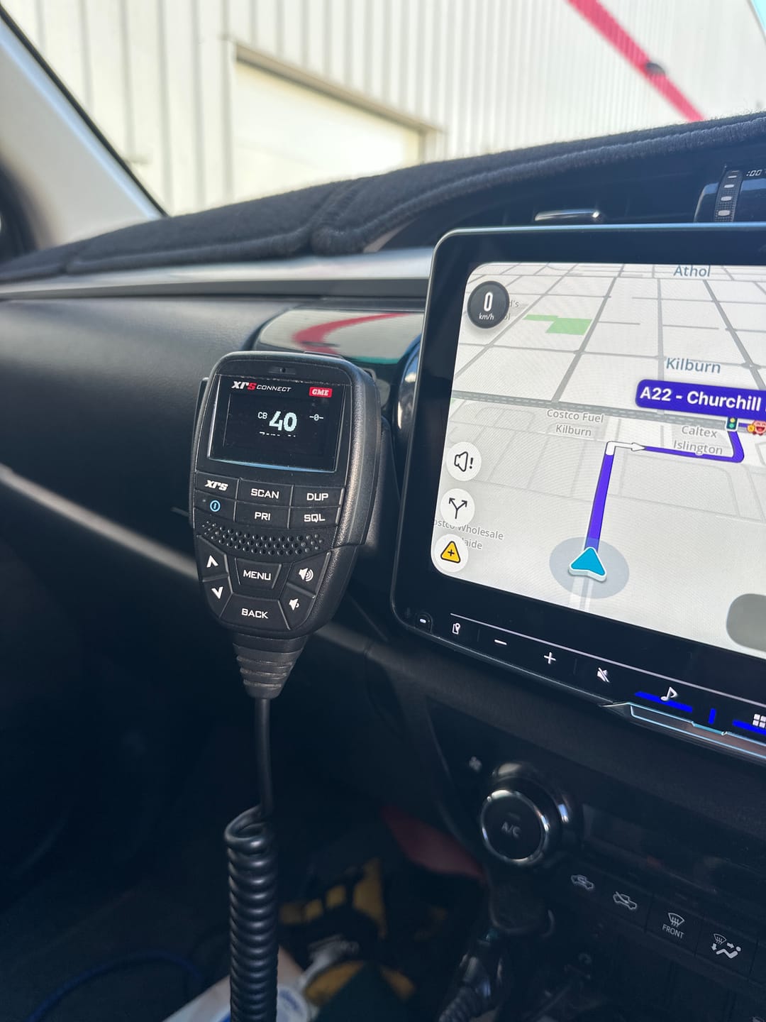 Customer photo review of UHF Handpiece Mount - N80 Hilux - Dash Mount