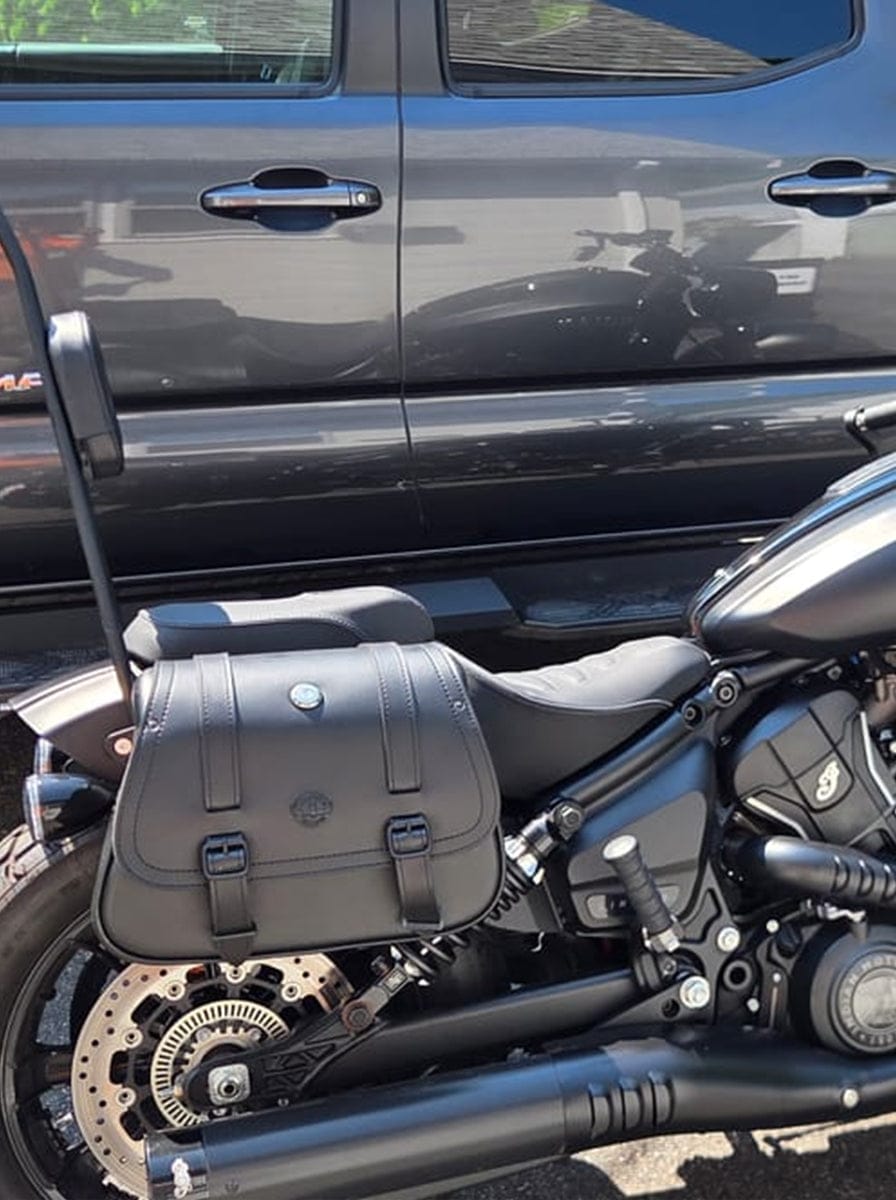 Customer photo review of 25L - SpiritBlade Medium 2025+ Indian Scout Bobber Leather Motorcycle Saddlebags