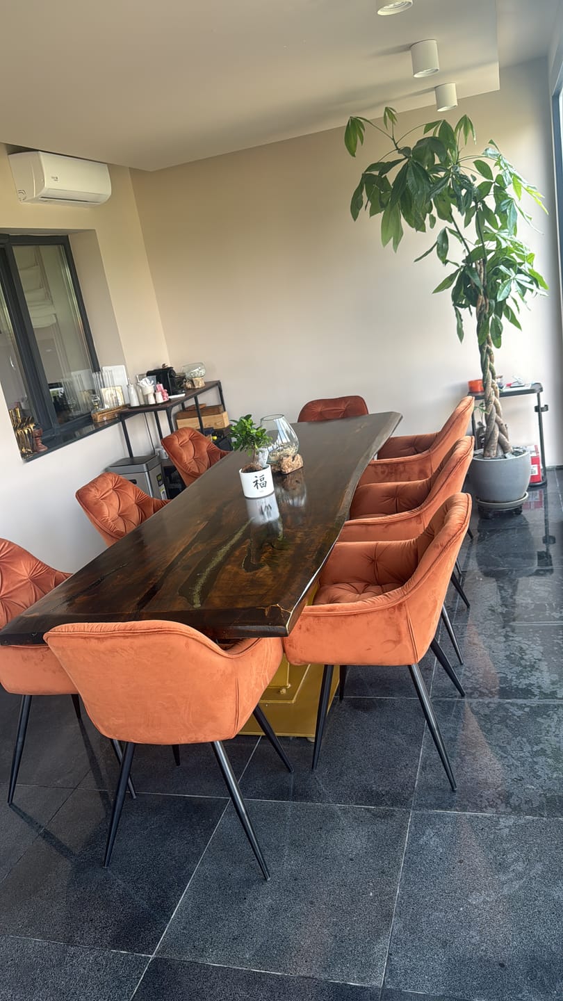 Customer photo review of Scaun tapitat modern CHERRY, caramiziu/negru, stofa catifelata/metal, 57x58x87 cm