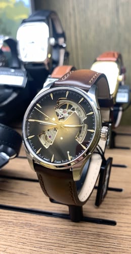 Customer photo review of Hamilton Jazzmaster Automatic Men's 40mm Watch H32675501