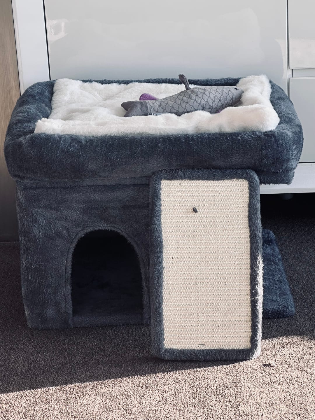Customer photo review of Cat Tree Tower Big Perch Bed Large Condo House Scratcher Removable Soft Mat