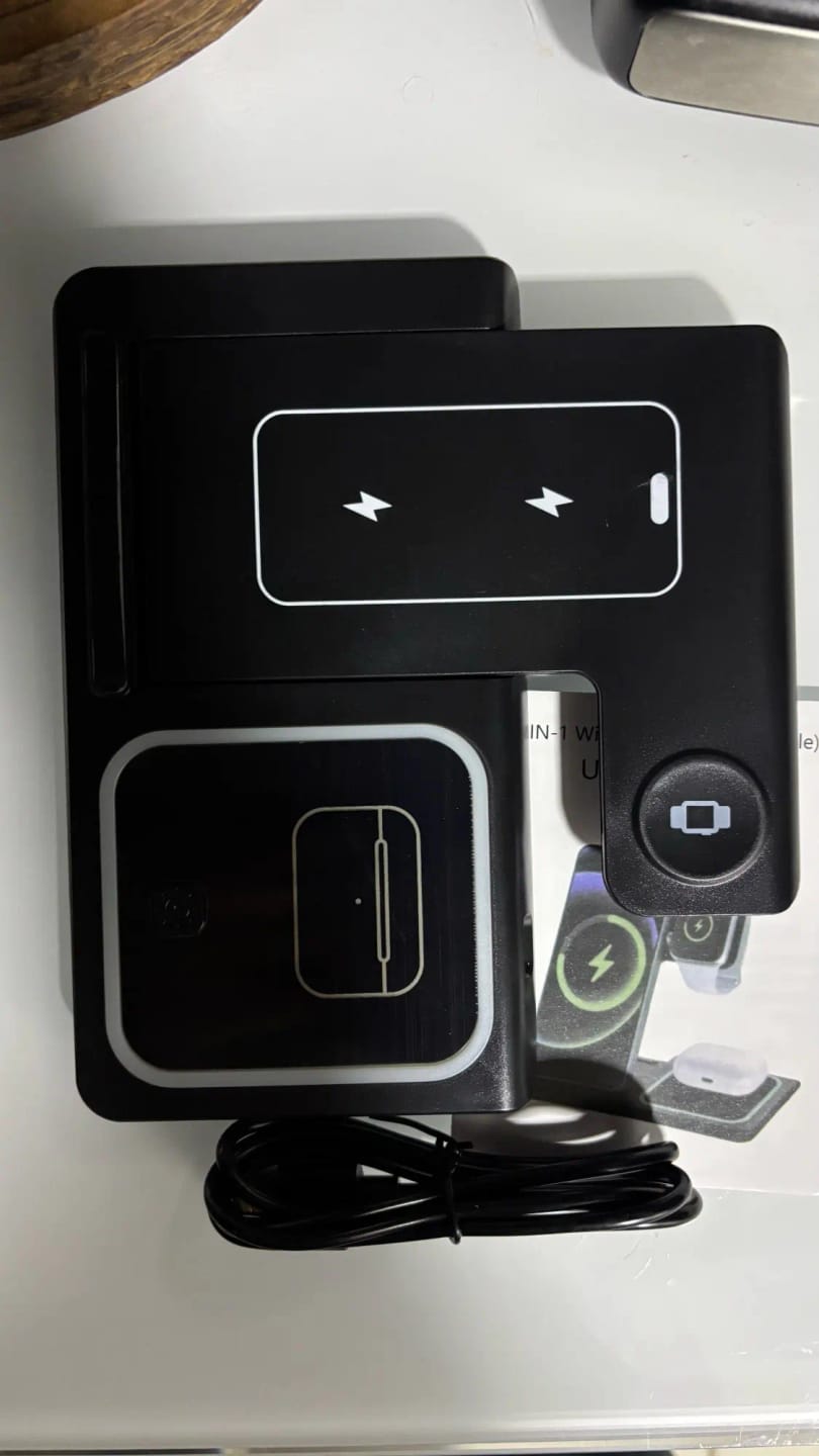 Customer photo review of Foldable Phone Wireless Charger