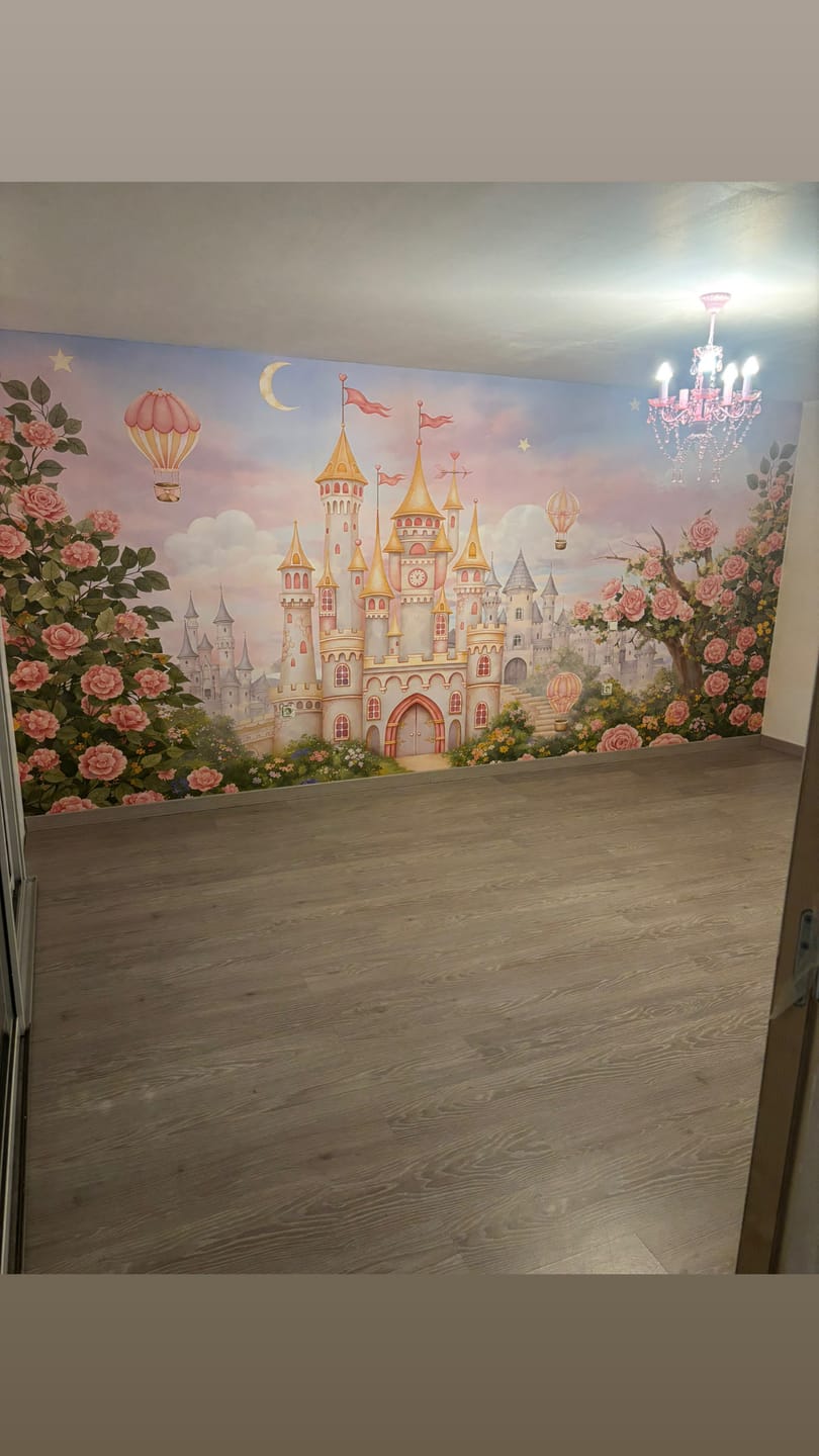 Customer photo review of Papier Peint Princesse   Château Rose Féerique Magique
