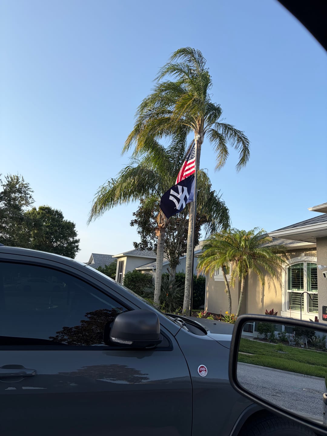 Customer photo review of Everlast American Pride - Spun Polyester Outdoor Flag