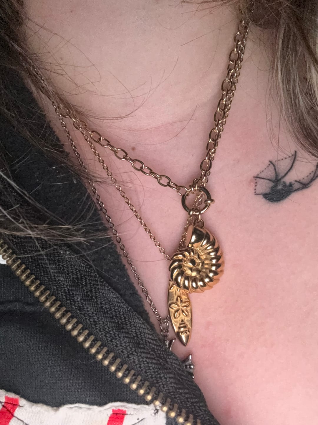 Customer photo review of Siren Shell Necklace