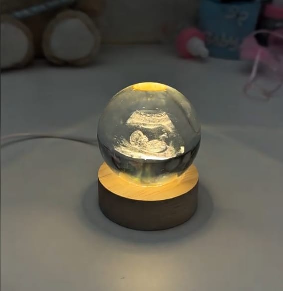 Customer photo review of Ashton Memory Globe