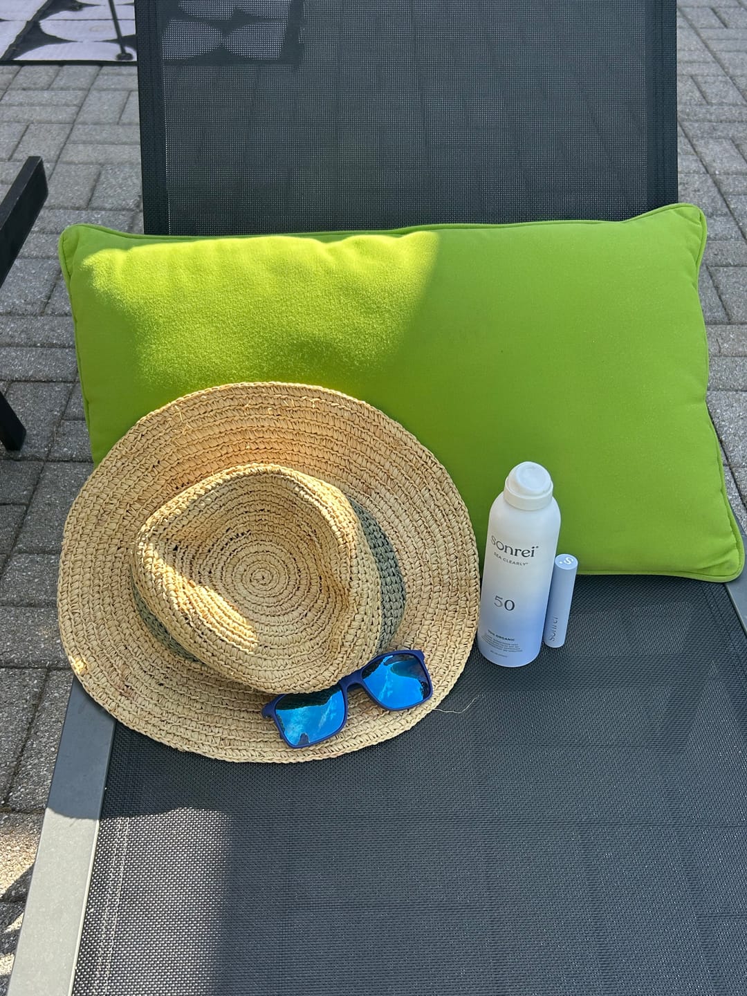 Customer photo review of Sea Clearly Organic SPF 50 Clear Sunscreen Mist