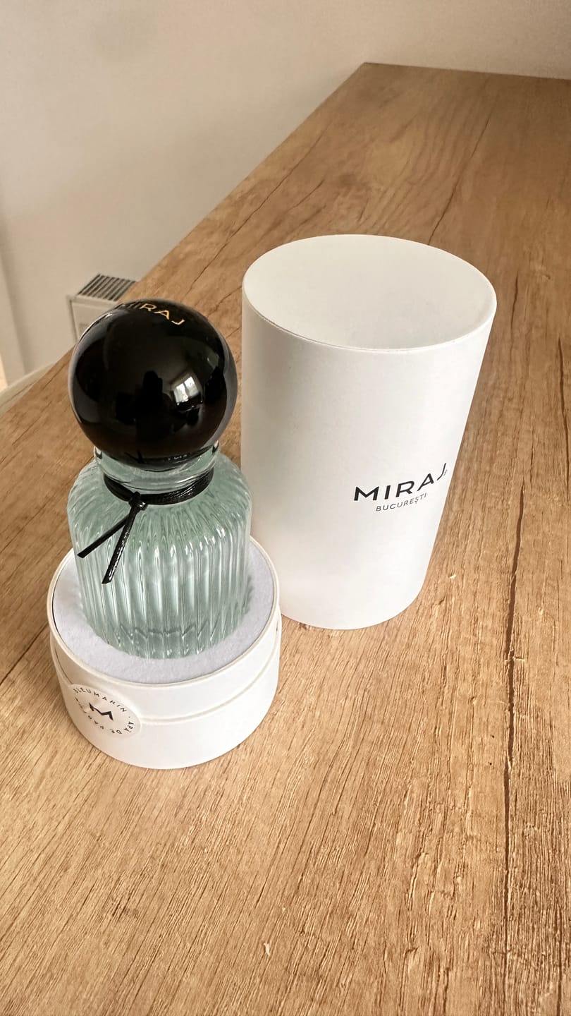 Customer photo review of Miraj Bleumarin