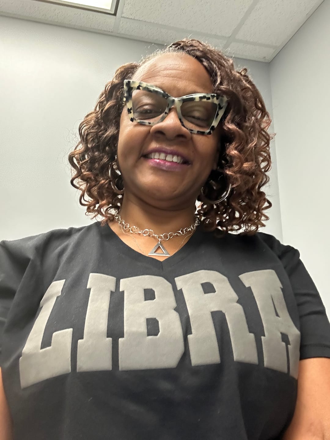 Customer photo review of Puff Libra (Off Black Puff Design)