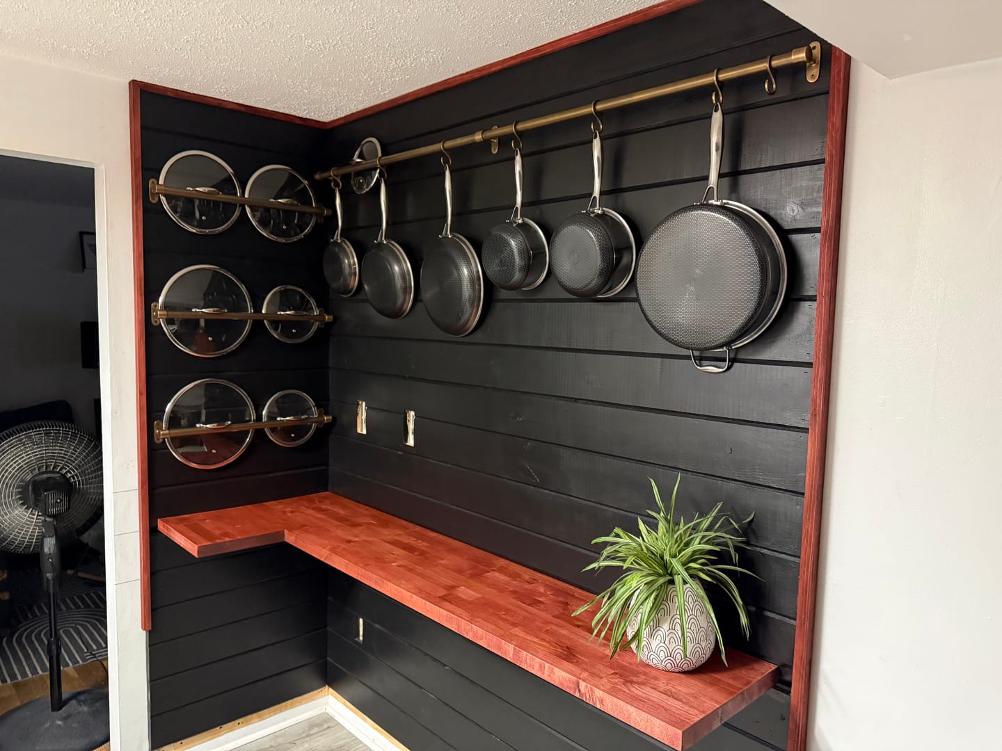 Customer photo review of Pot Rail – Antique Brass