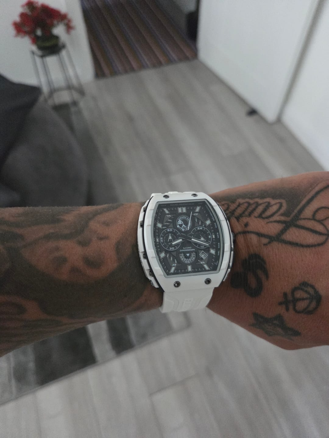 Customer photo review of Mark Fairwhale FW-5670 BOLTRON - Men’s Bold Design Chronograph Sport Quartz Watch