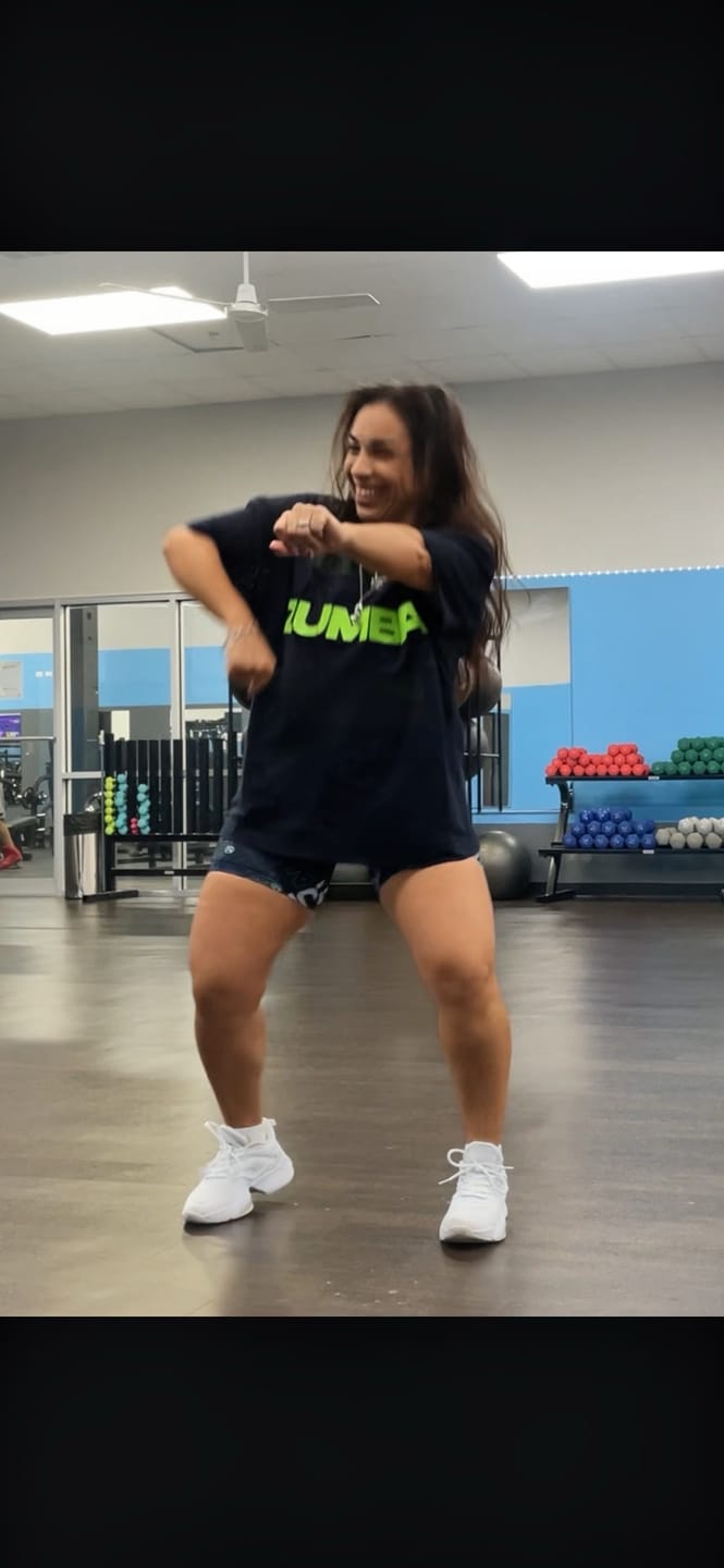 Customer photo review of Jean Jamz Boxy Mesh Top
