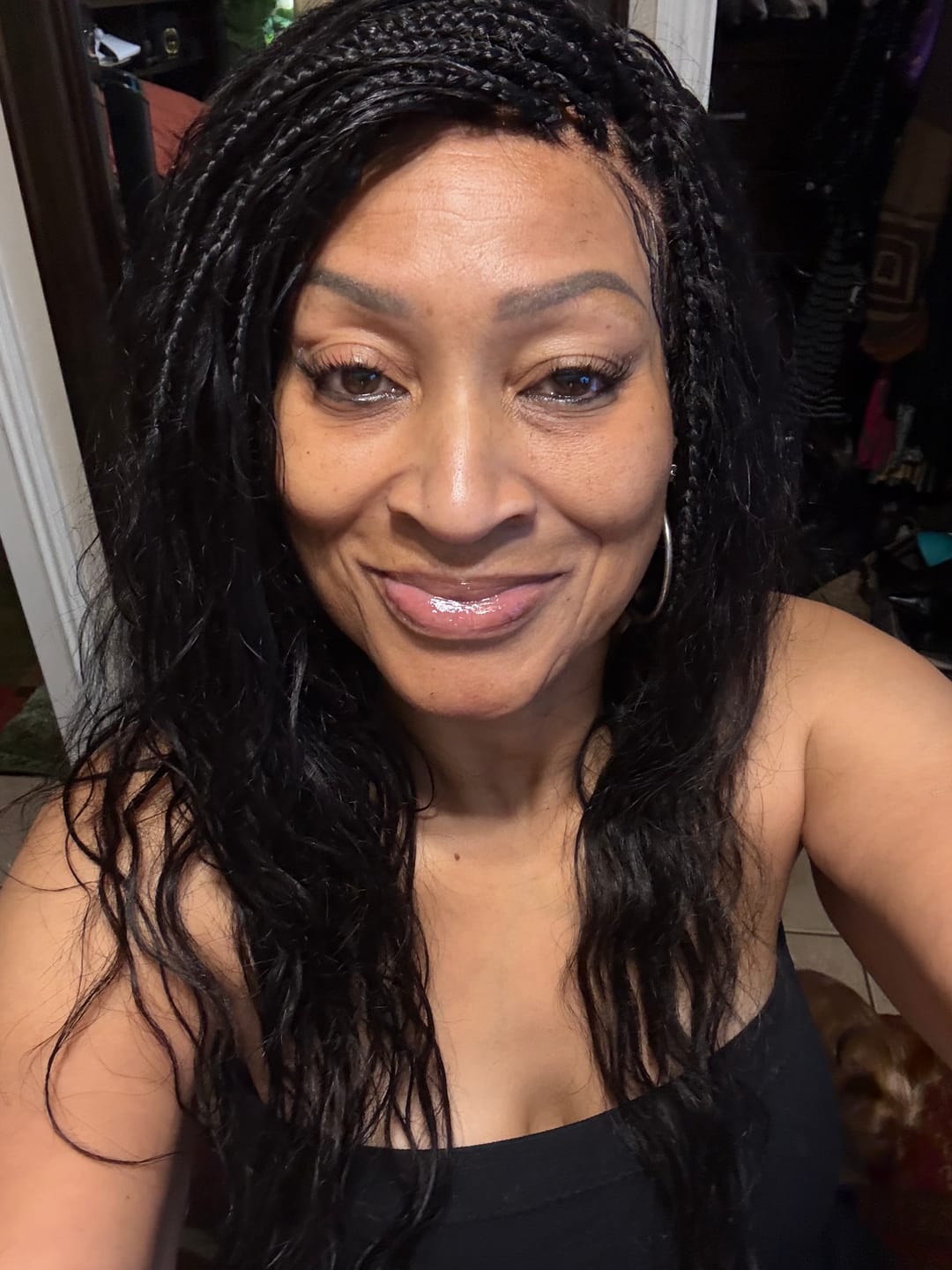 Customer photo review of Michelle - Salon-Style Glueless Miracle Braided Wig Pre-Bleached Swiss HD Full Lace Boho Box Braids Bora Bora Human Hair Body Wave Curls