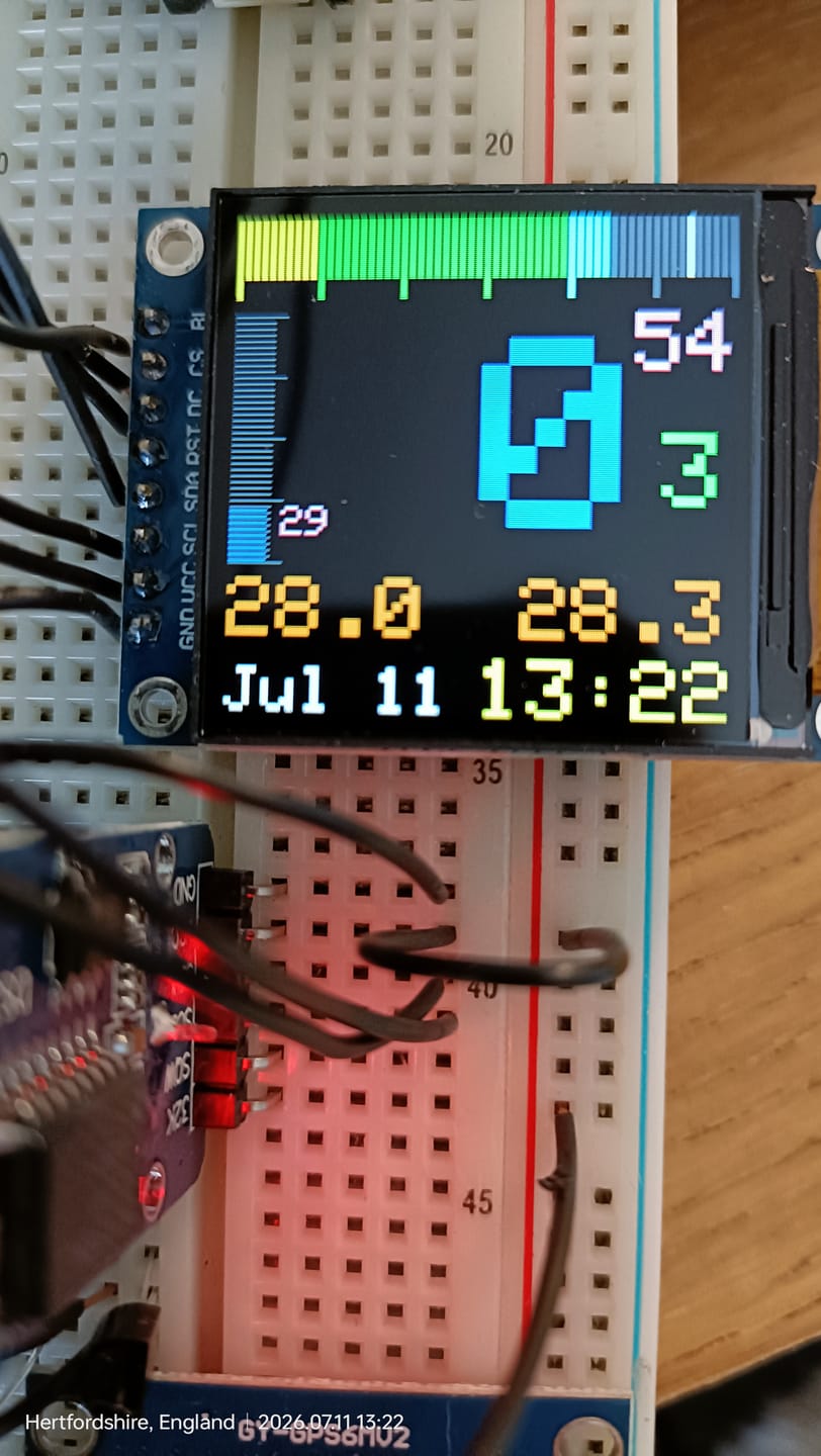 Customer photo review of Arduino® Nano R4