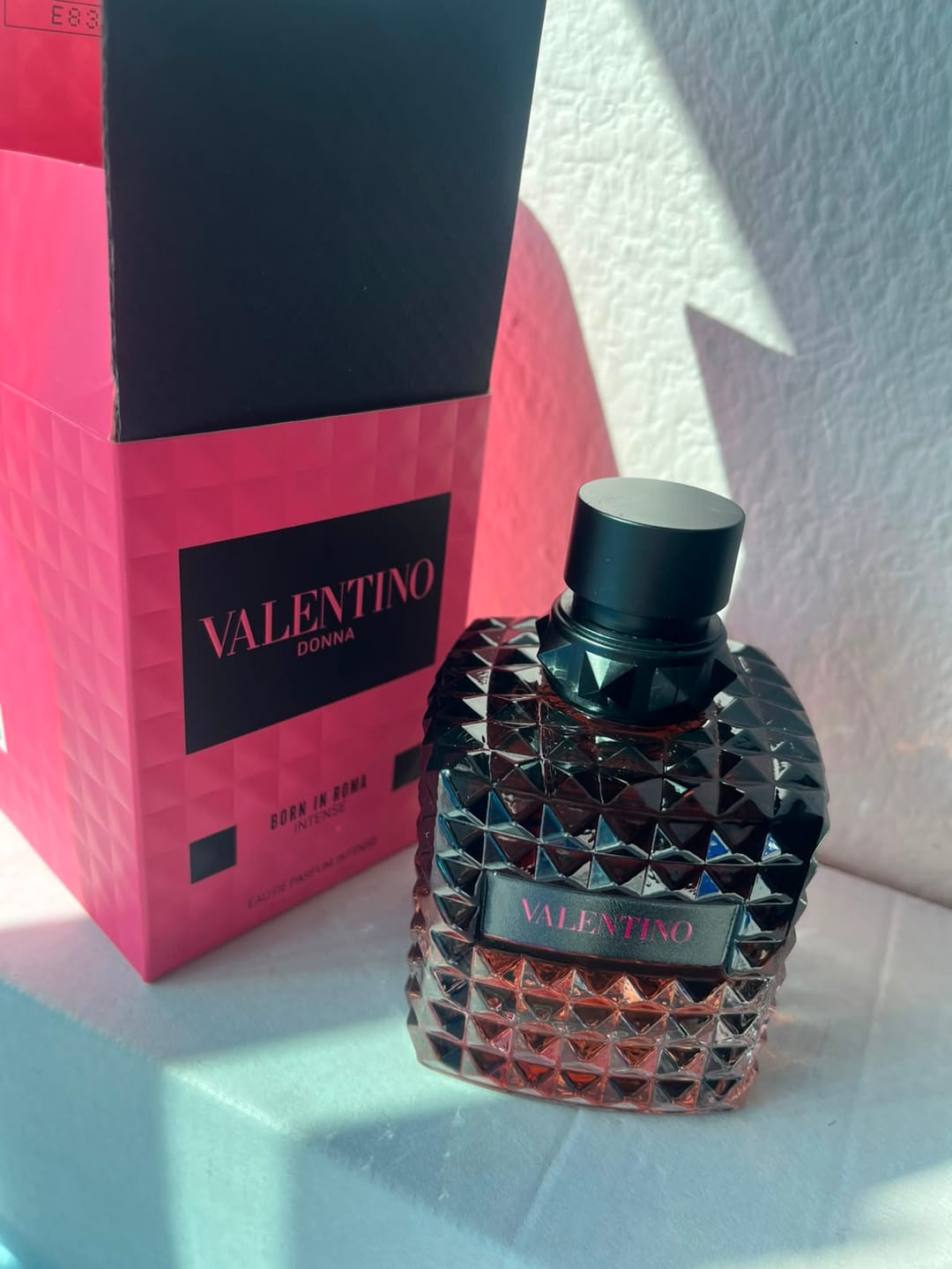 Customer photo review of Valentino - Born In Roma Intense (Eau de Parfum) | 100 ML