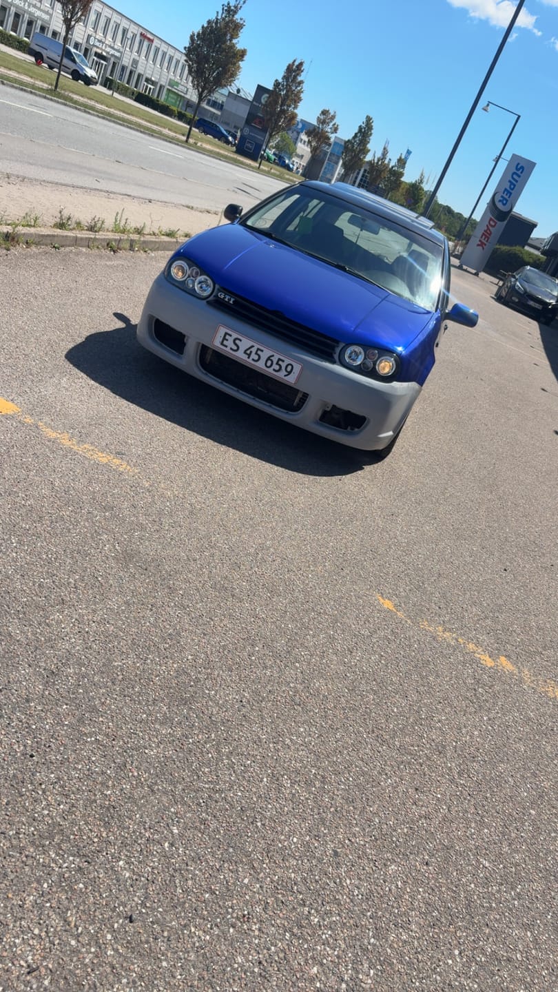 Customer photo review of Glossy Metallic Deep Blue Vinyl Wrap
