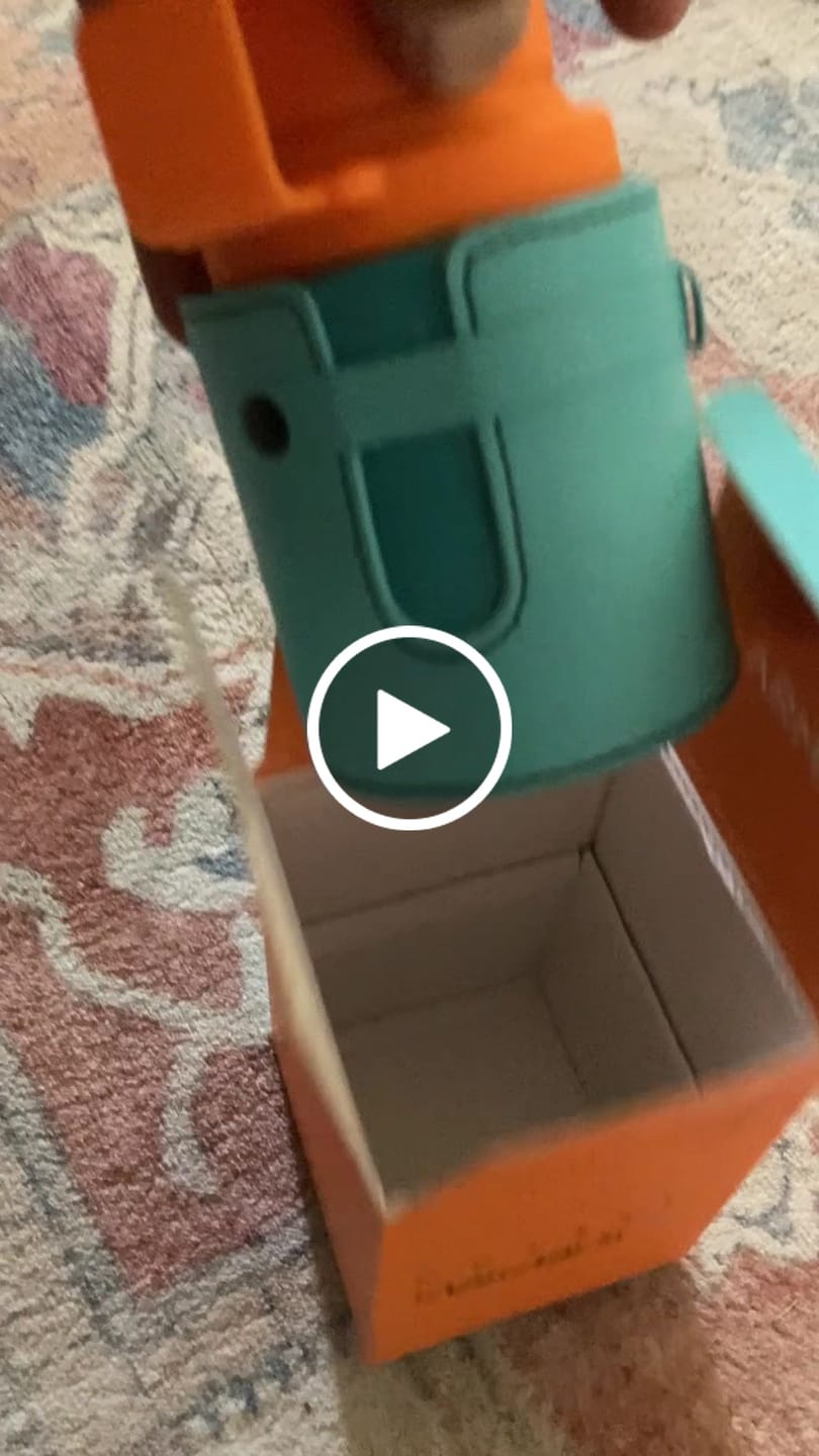 Customer video review of Armaf Odyssey Mandarin Sky Limited Edition Eau de Parfum Spray for Men