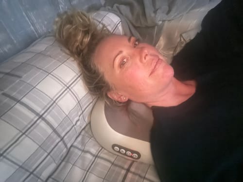 Customer photo review of HizooRelief™ Clinical-Grade Decompression Massager SCM