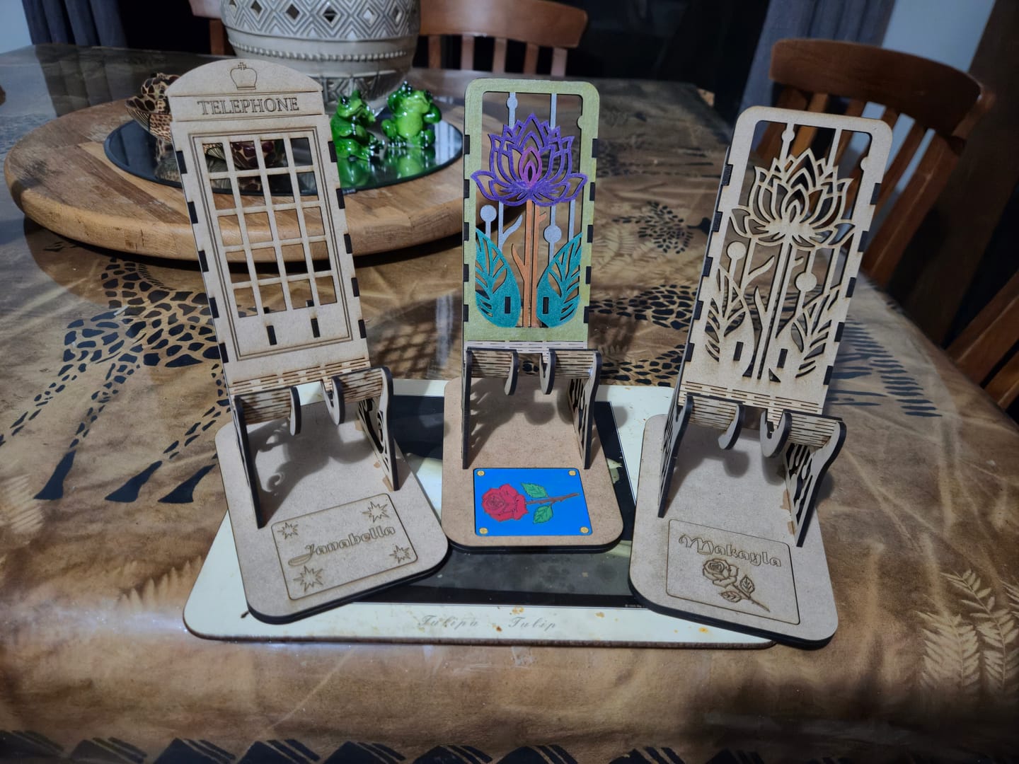 Customer photo review of 3 Phone Stand SVG Bundle Laser Cut