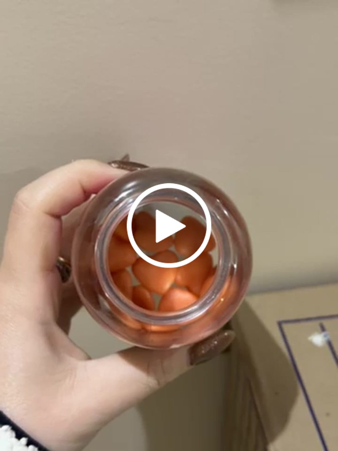 Customer video review of 6 Gummy® Hair - 180g