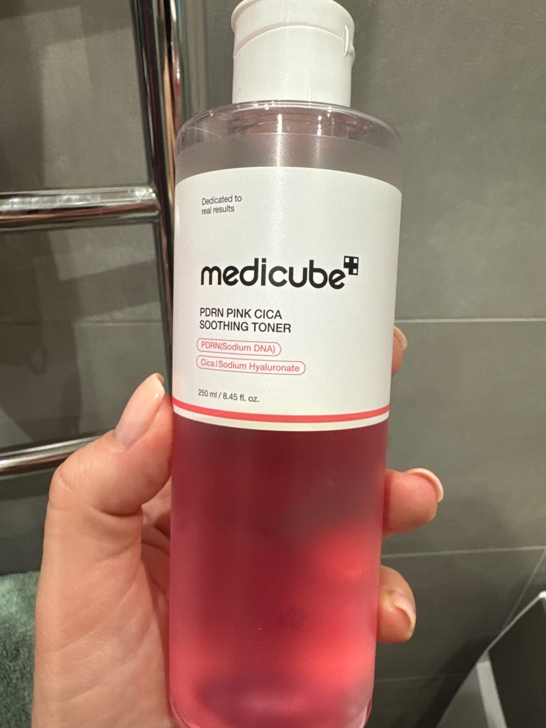 Customer photo review of Nomierinošs toniks Medicube PDRN Pink Cica Soothing Toner